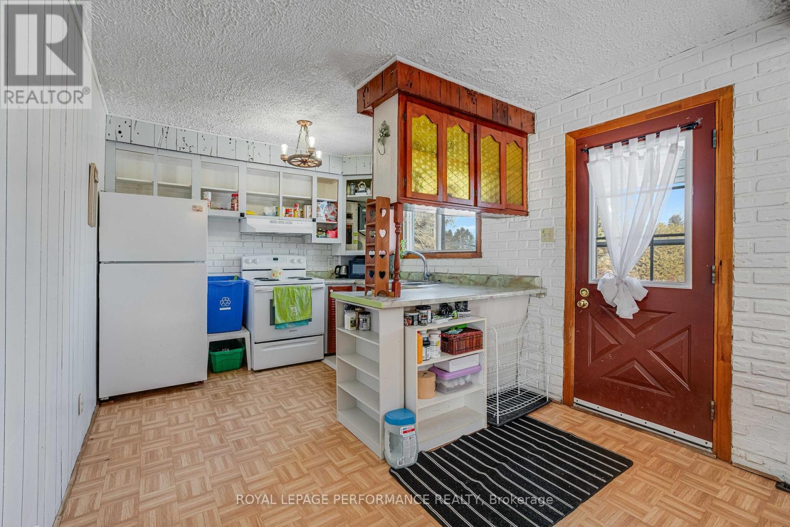 2082 SANDY HILL ROAD - 8