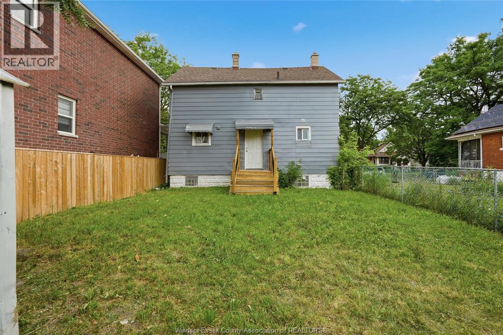 521 BROCK STREET - 22