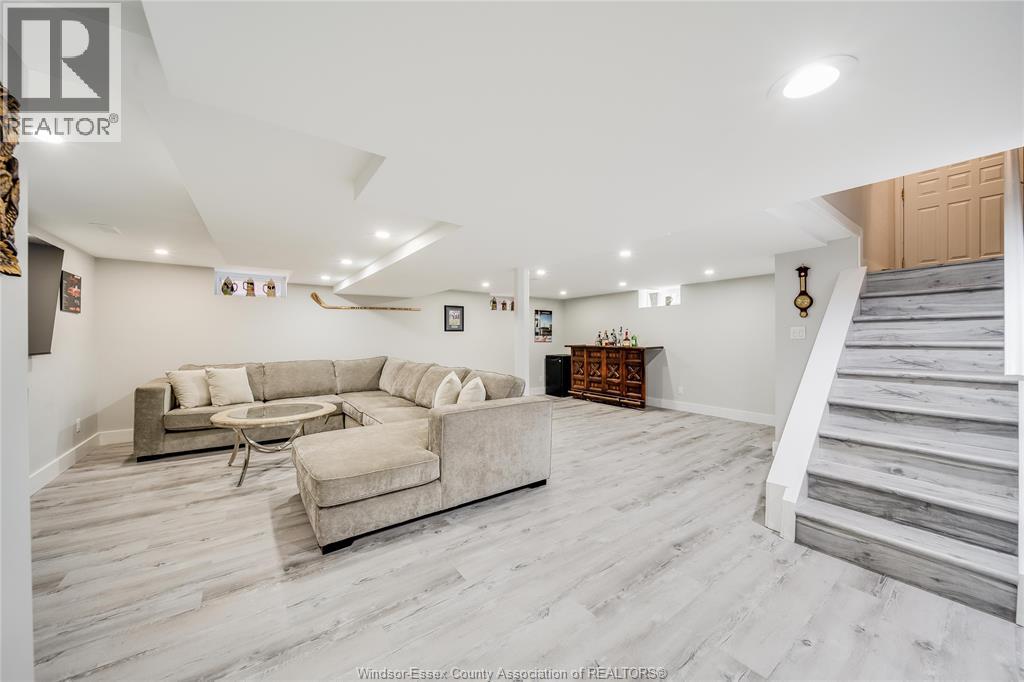 2777 ROCKWELL BOULEVARD - 25