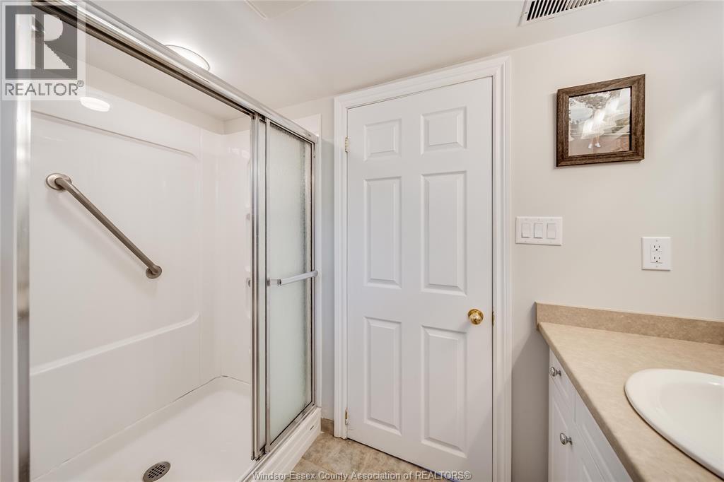 2777 ROCKWELL BOULEVARD - 35