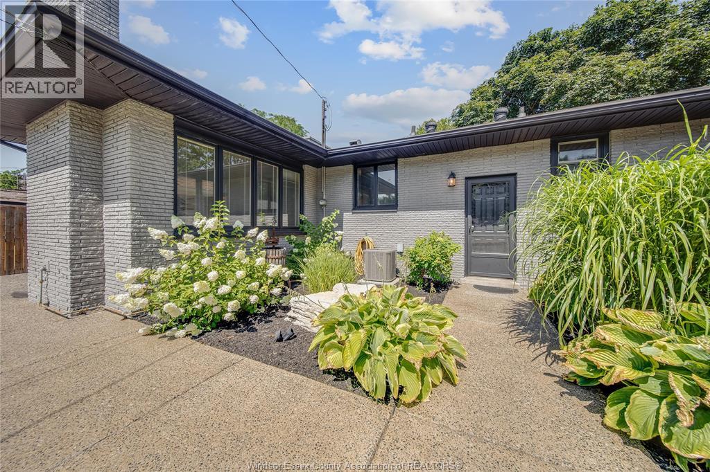 2777 ROCKWELL BOULEVARD - 38