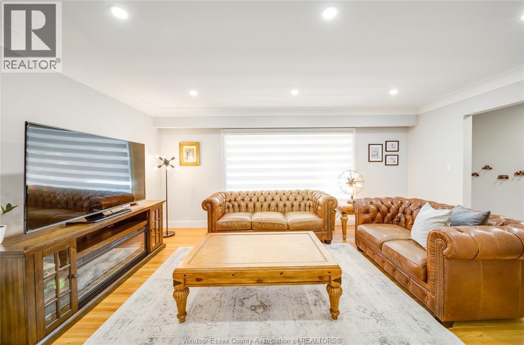 2777 ROCKWELL BOULEVARD - 6