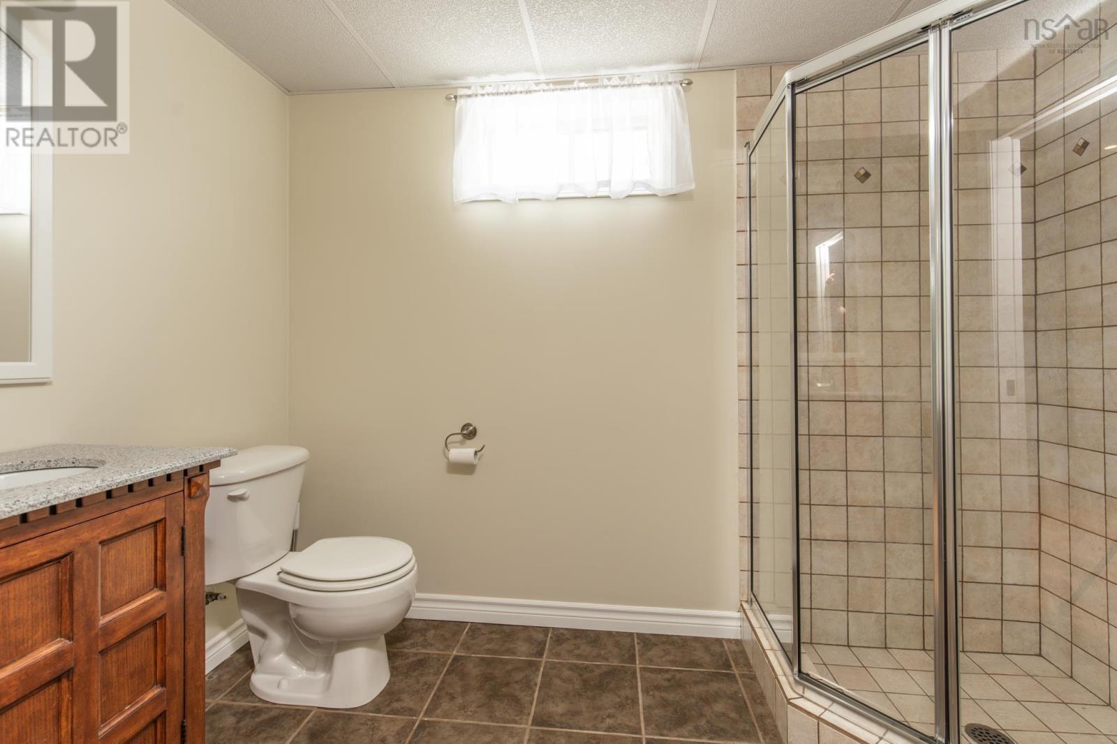 121 Mill Road - Image 31