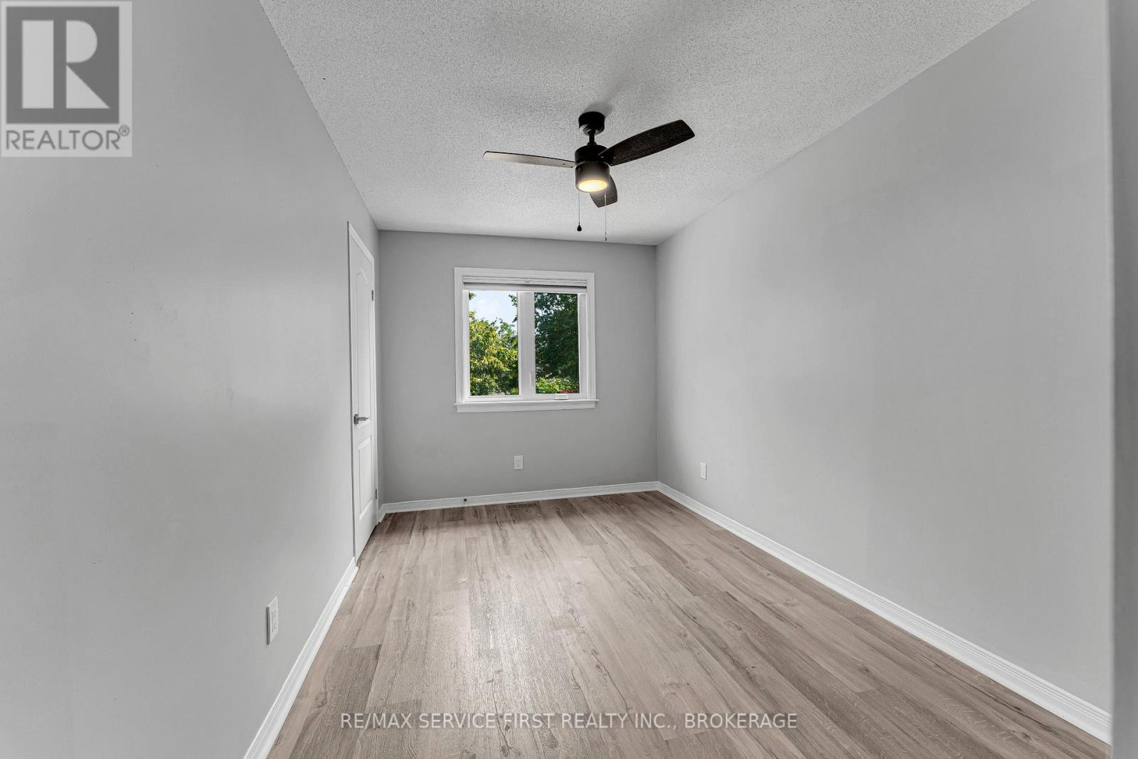 19 HERITAGE DRIVE - Image 20