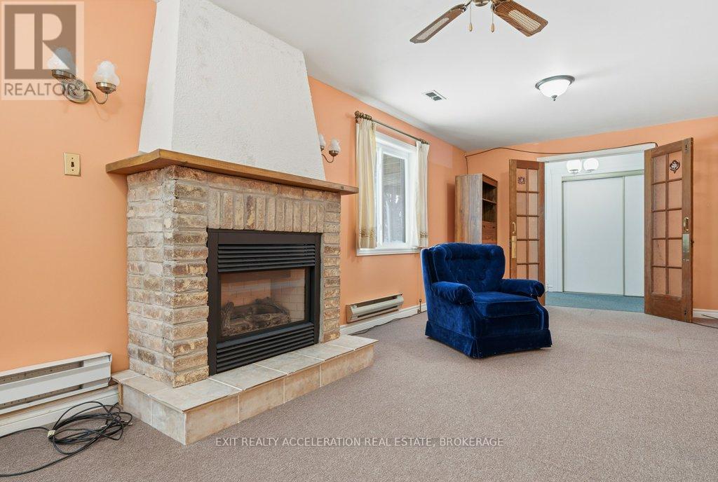 4325 COUNTY RD 9 - 28
