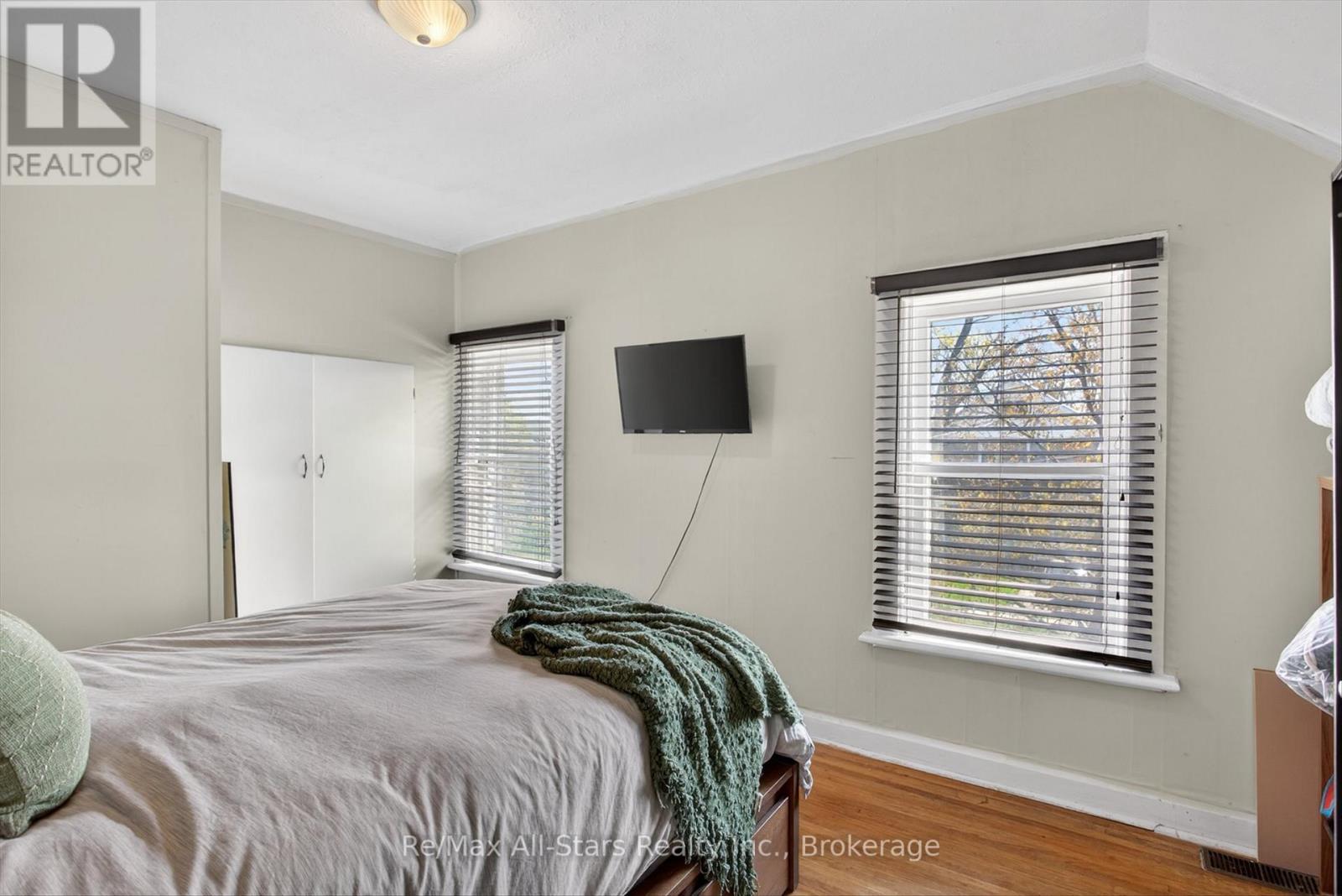 90 GLENELG STREET W - 22