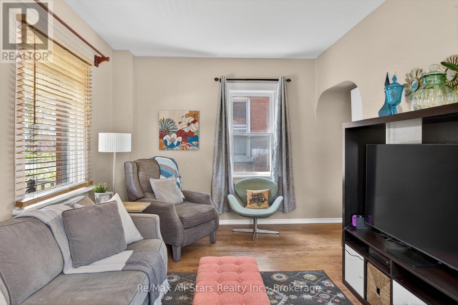 90 GLENELG STREET W - 6