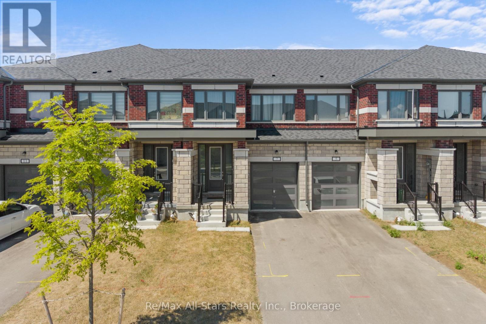 7 KEENAN STREET - 1