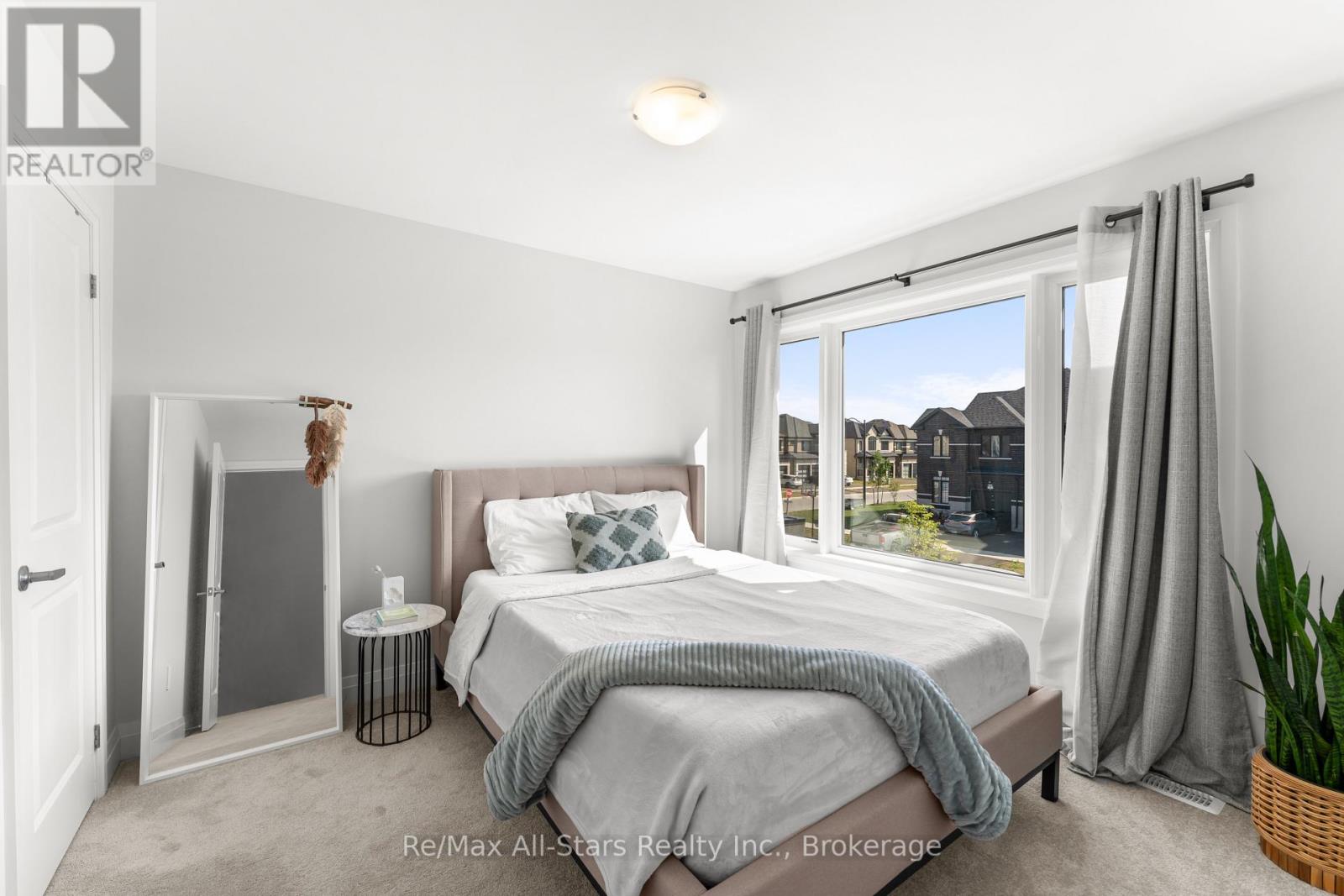 7 KEENAN STREET - 16