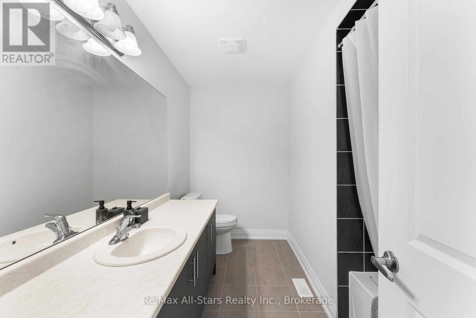 7 KEENAN STREET - 23