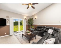 15430 Kilmore Close, Surrey, BC V3S6N9 Photo 12