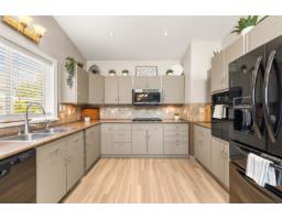 15430 Kilmore Close, Surrey, BC V3S6N9 Photo 17