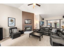 15430 Kilmore Close, Surrey, BC V3S6N9 Photo 6