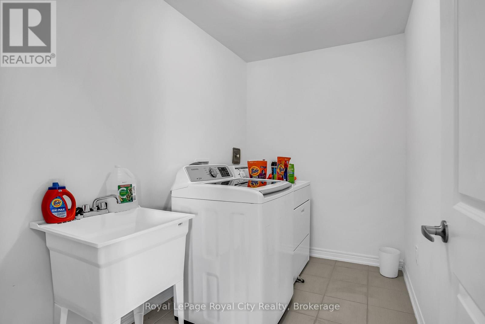 36 PREST WAY - 17