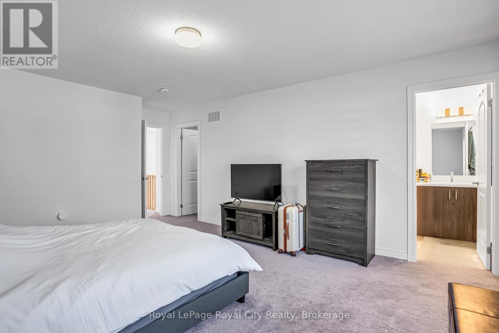 36 PREST WAY - 19
