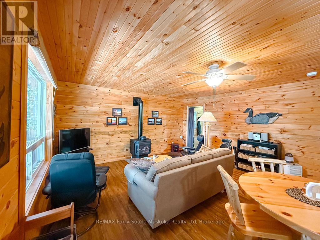 634 WA WHITESTONE LAKE - 29