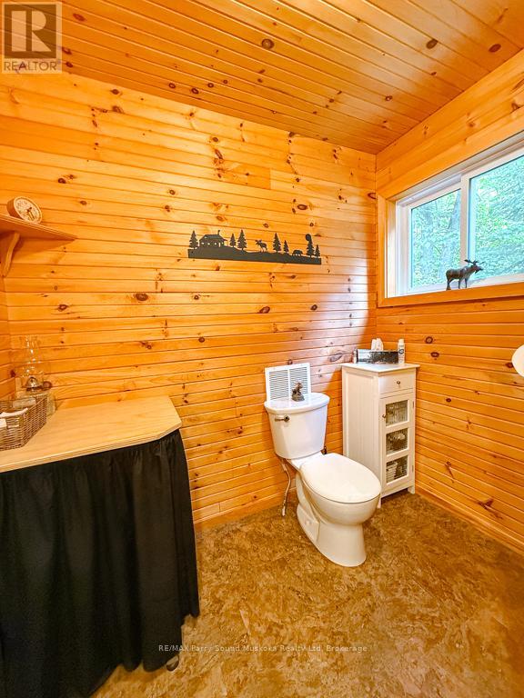 634 WA WHITESTONE LAKE - 37