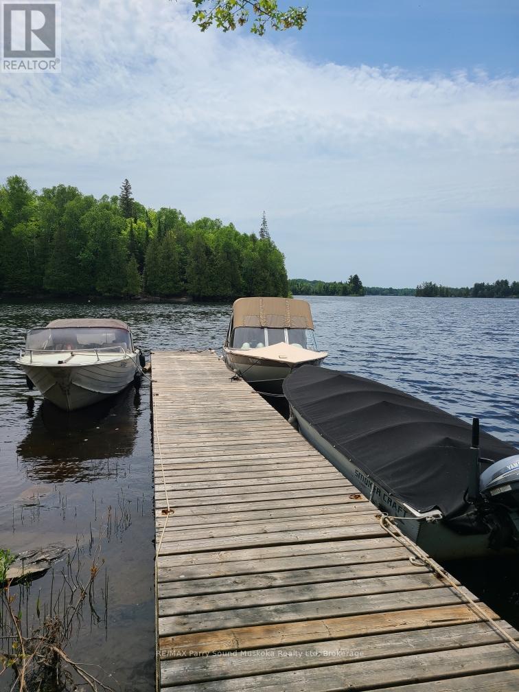634 WA WHITESTONE LAKE - 44