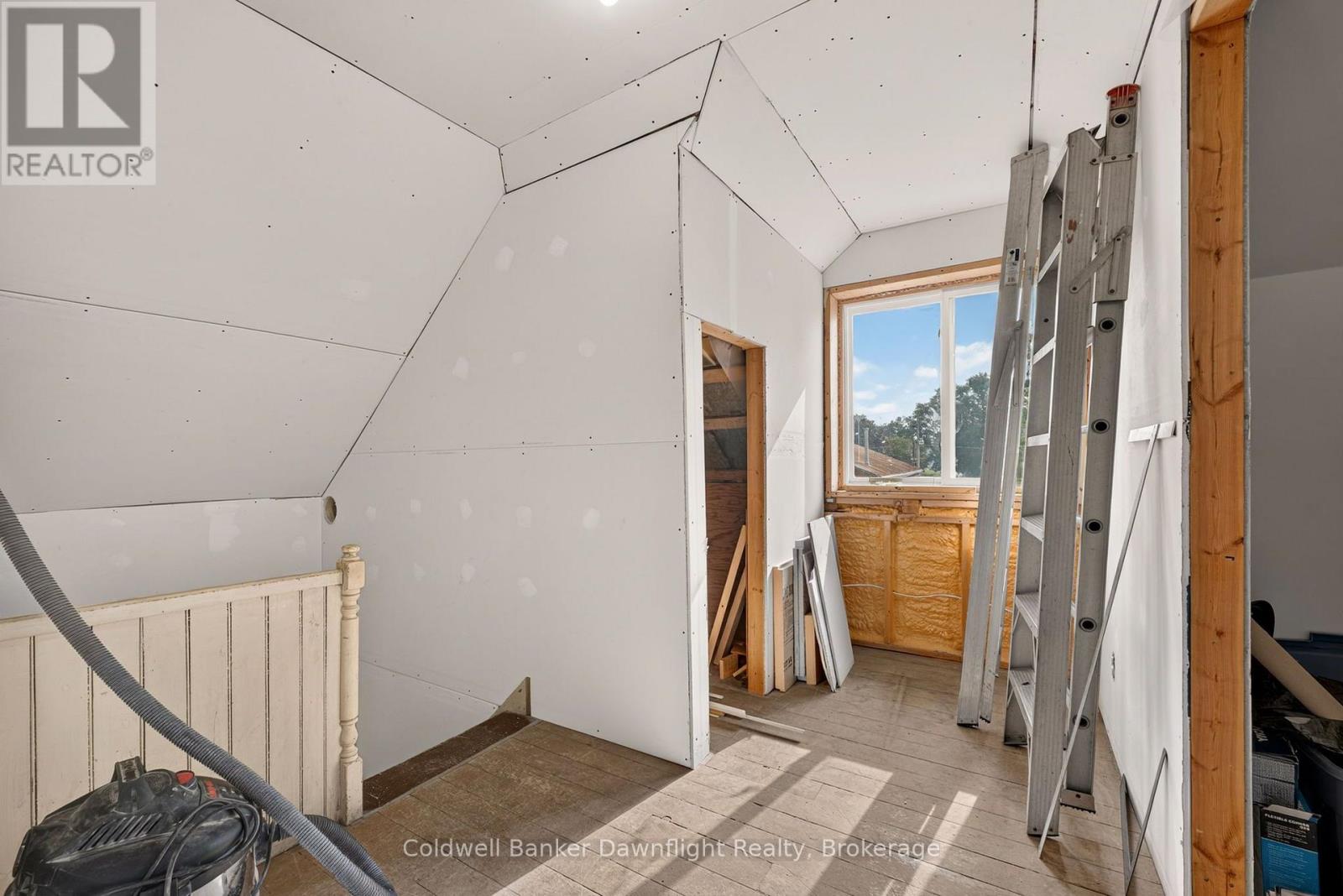 75 LONDON ROAD - Image 26