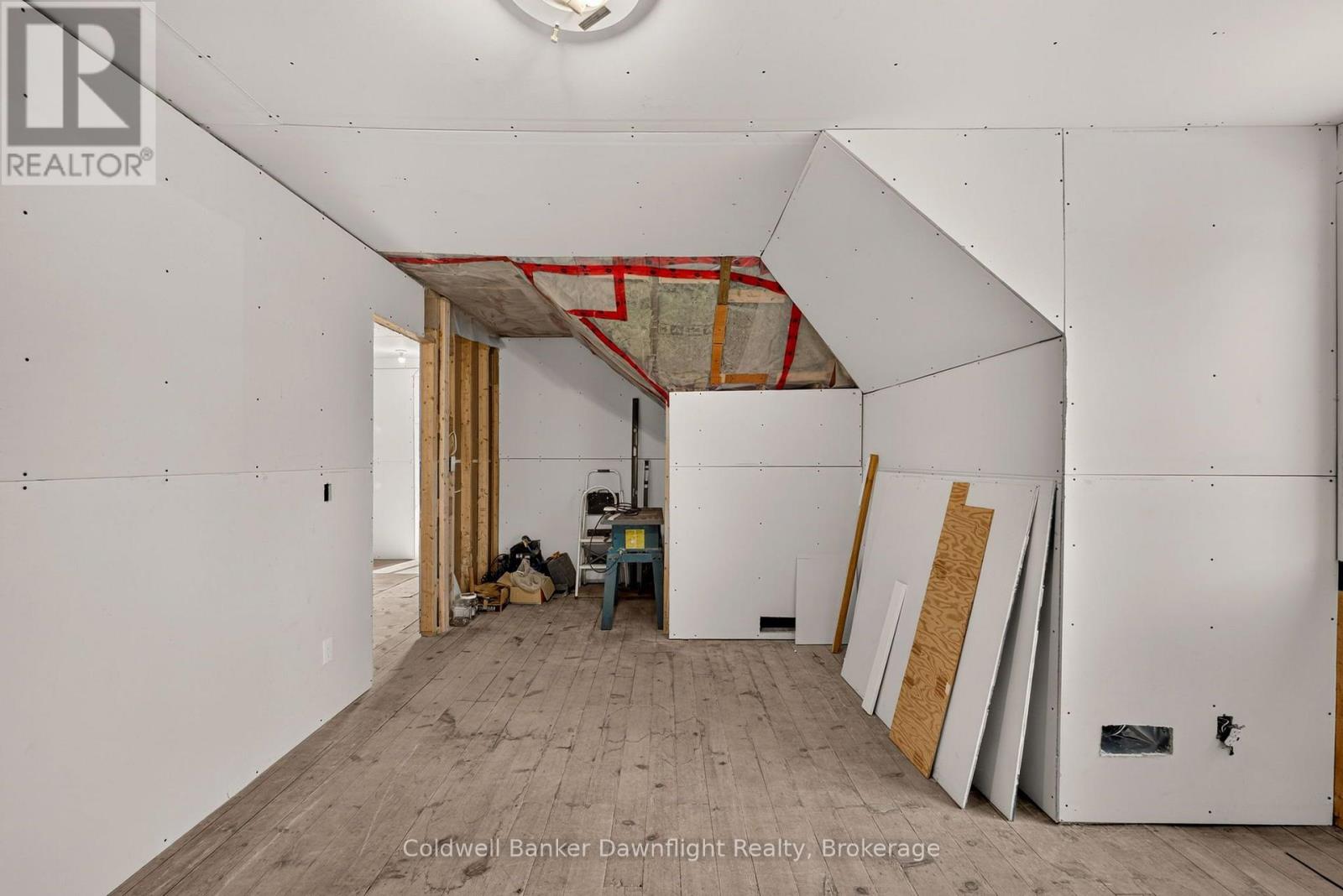 75 LONDON ROAD - Image 28
