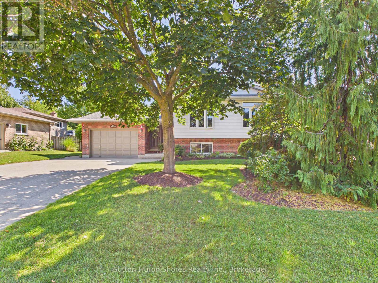 762 BRADFORD STREET - 1