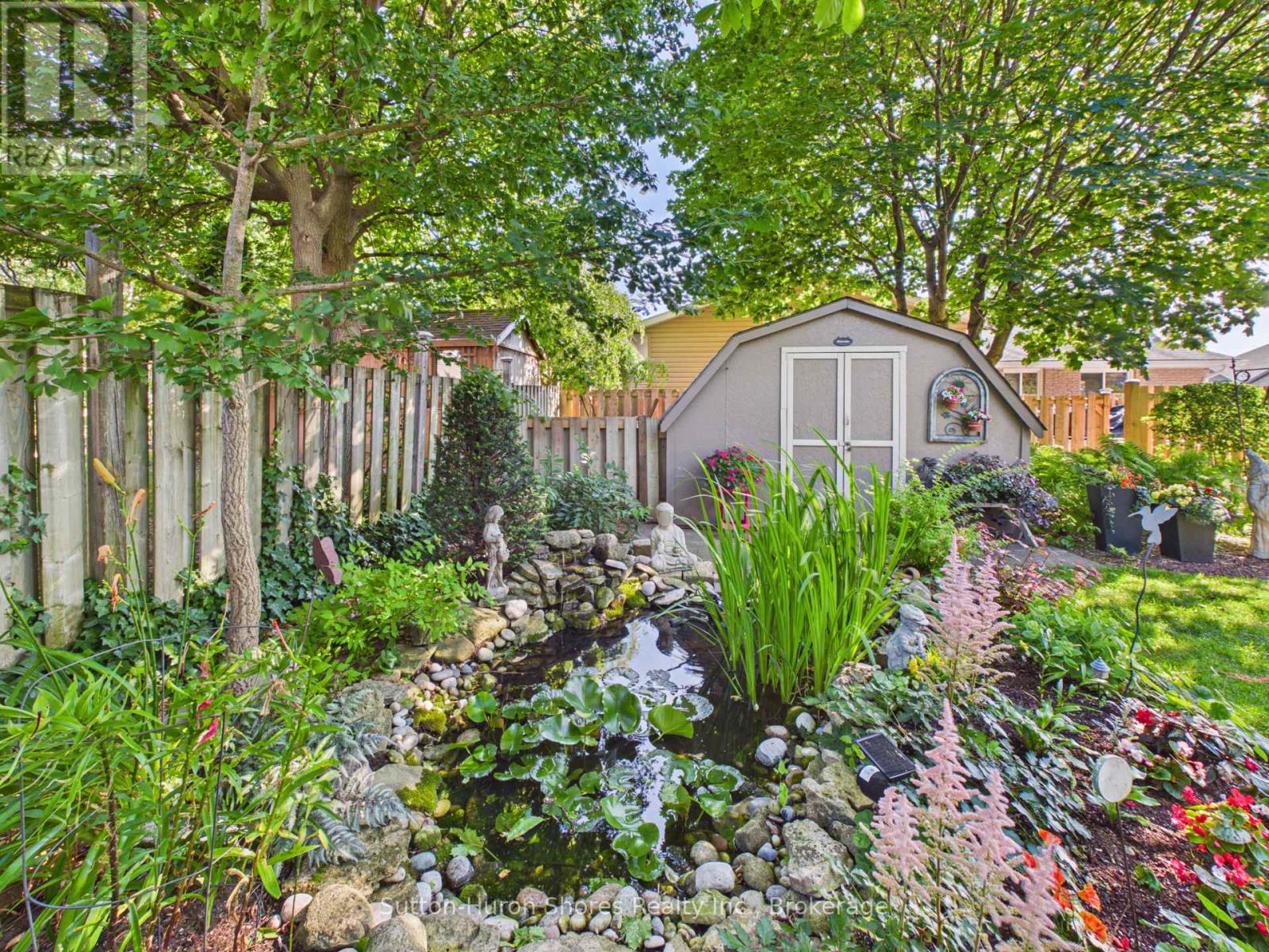 762 BRADFORD STREET - 11