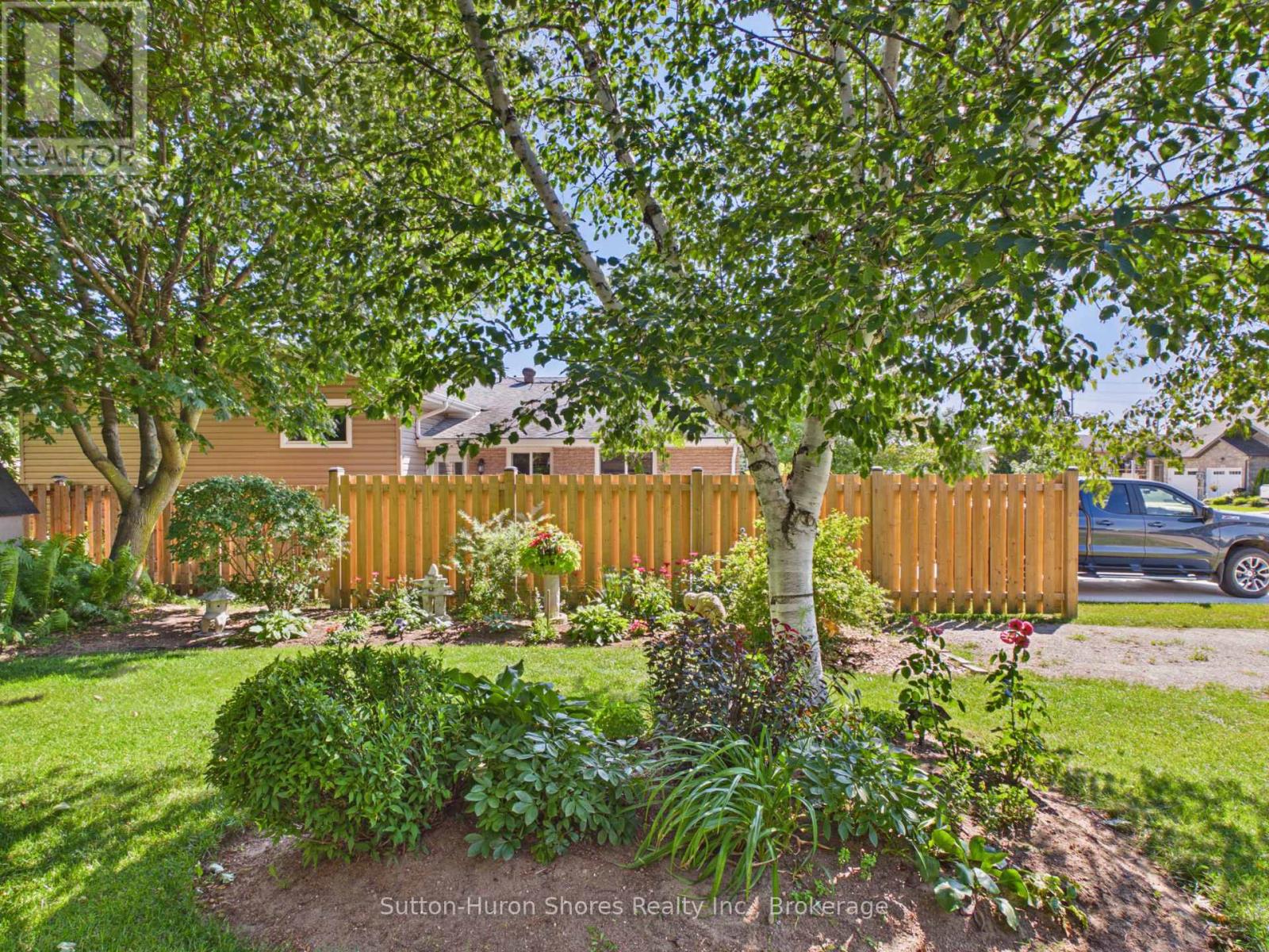762 BRADFORD STREET - 7