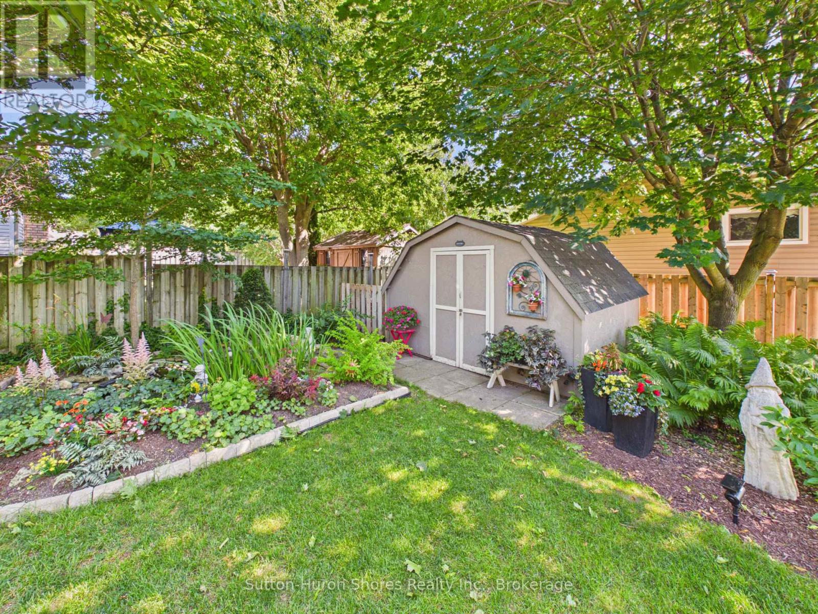 762 BRADFORD STREET - 8