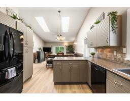 15430 Kilmore Close, Surrey, BC V3S6N9 Photo 19