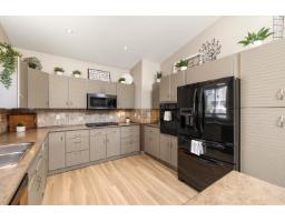 15430 Kilmore Close, Surrey, BC V3S6N9 Photo 18