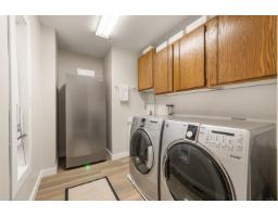 15430 Kilmore Close, Surrey, BC V3S6N9 Photo 31