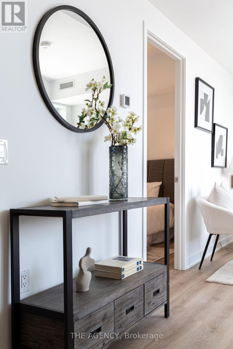 #2403 10 OAK STREET - Image 15
