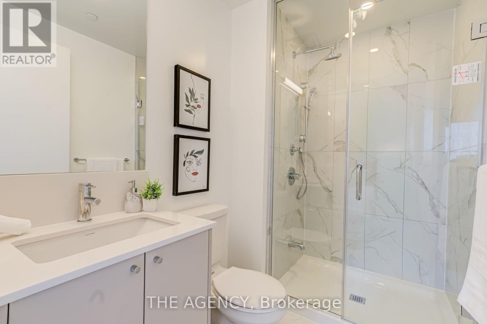 #2403 10 OAK STREET - Image 16