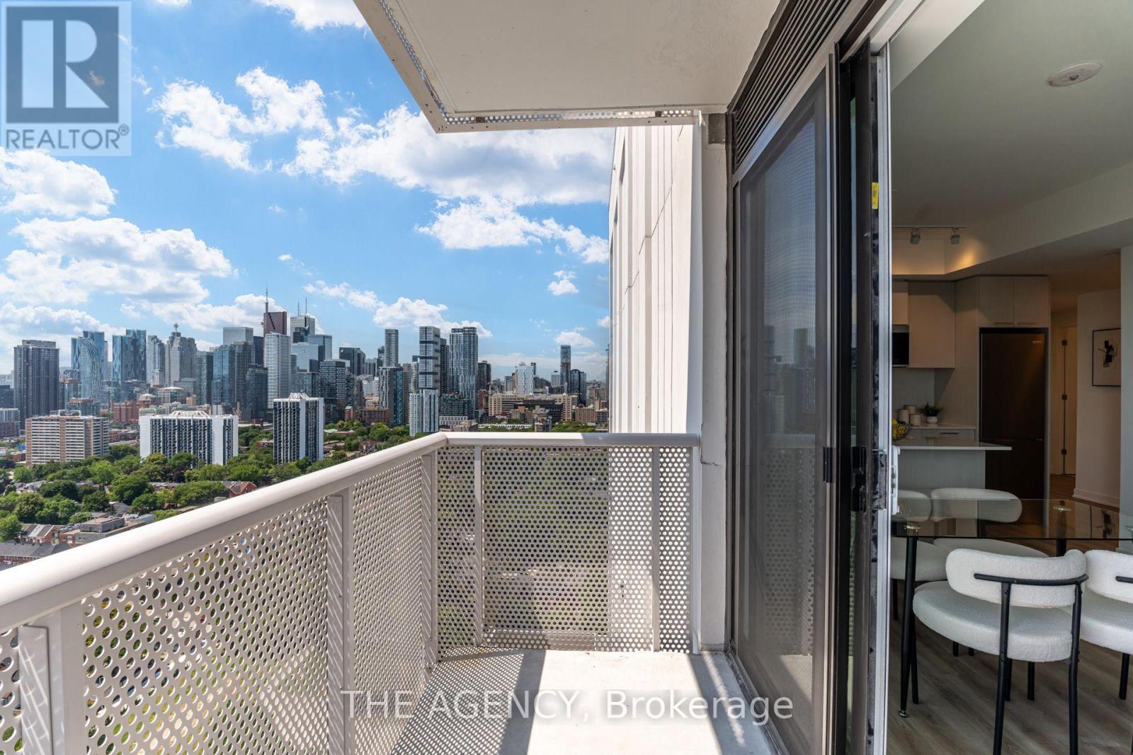 #2403 10 OAK STREET - Image 27