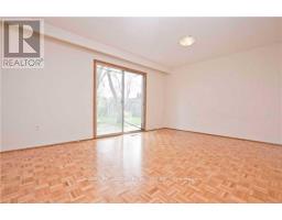 155 Pleasant View Drive, Toronto, ON M2J3R3 Photo 13