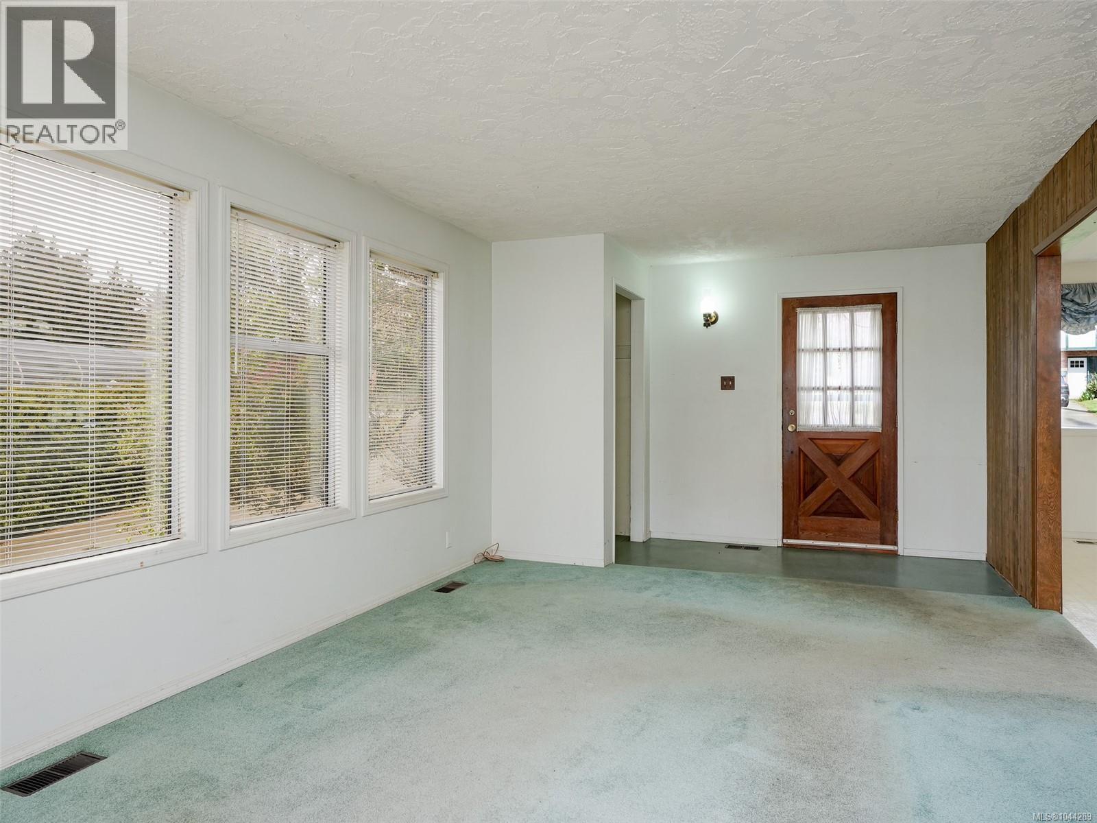 361 Cotlow Rd - 3