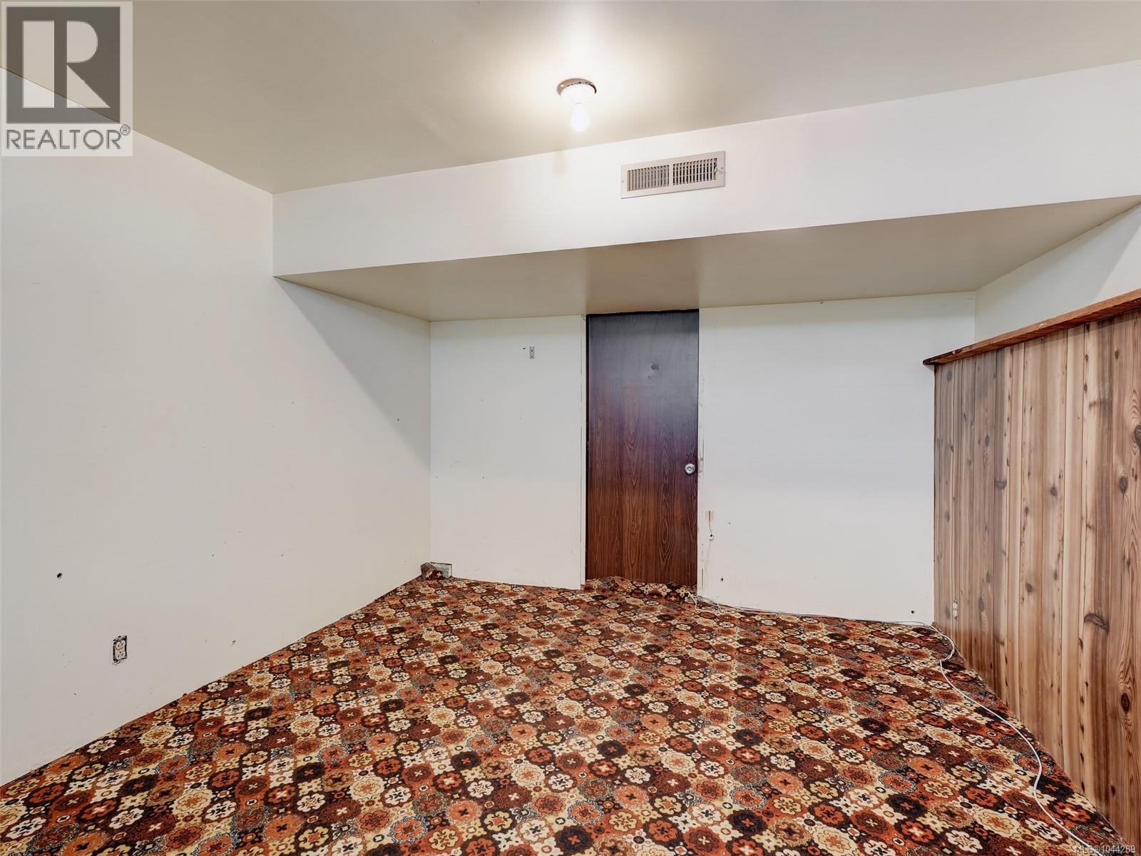 361 Cotlow Rd - 11