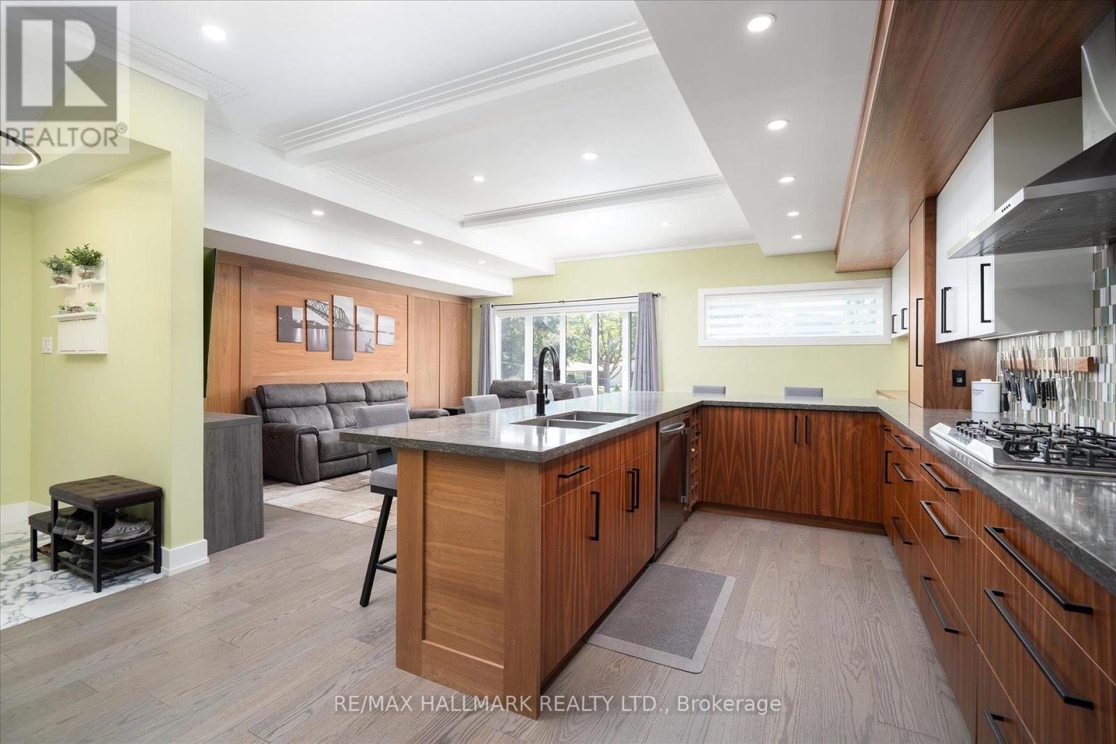 76 FELICITY DRIVE - 11