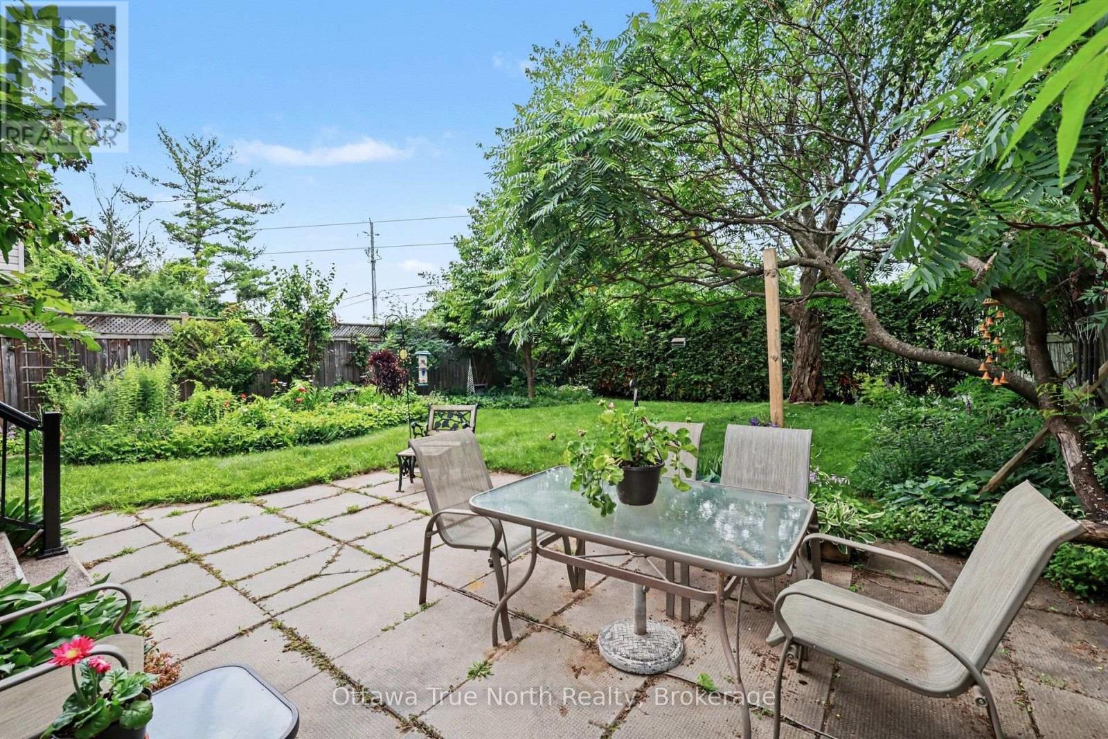 41 ALDGATE CRESCENT - 26
