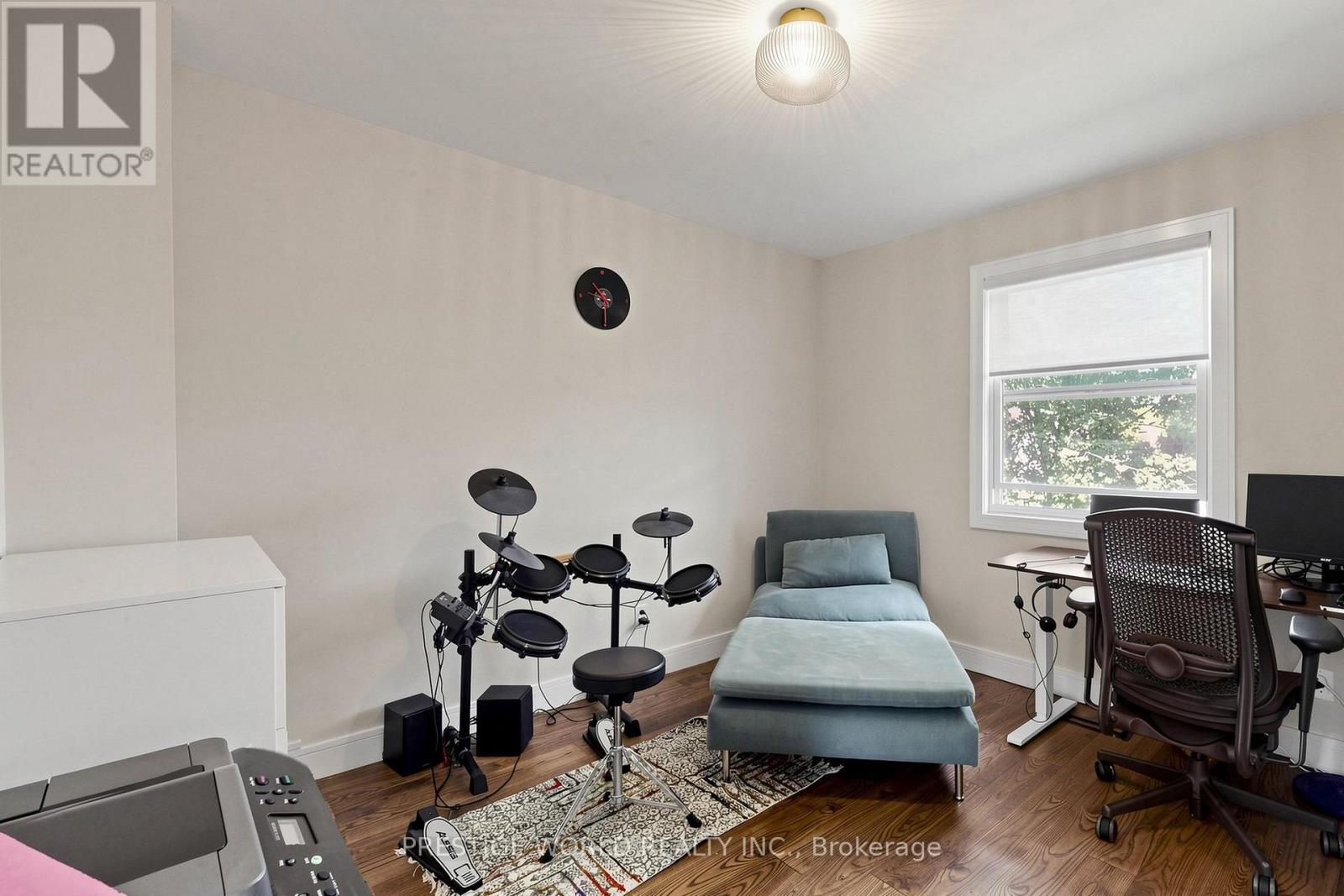 20 HESTER COURT - Image 29