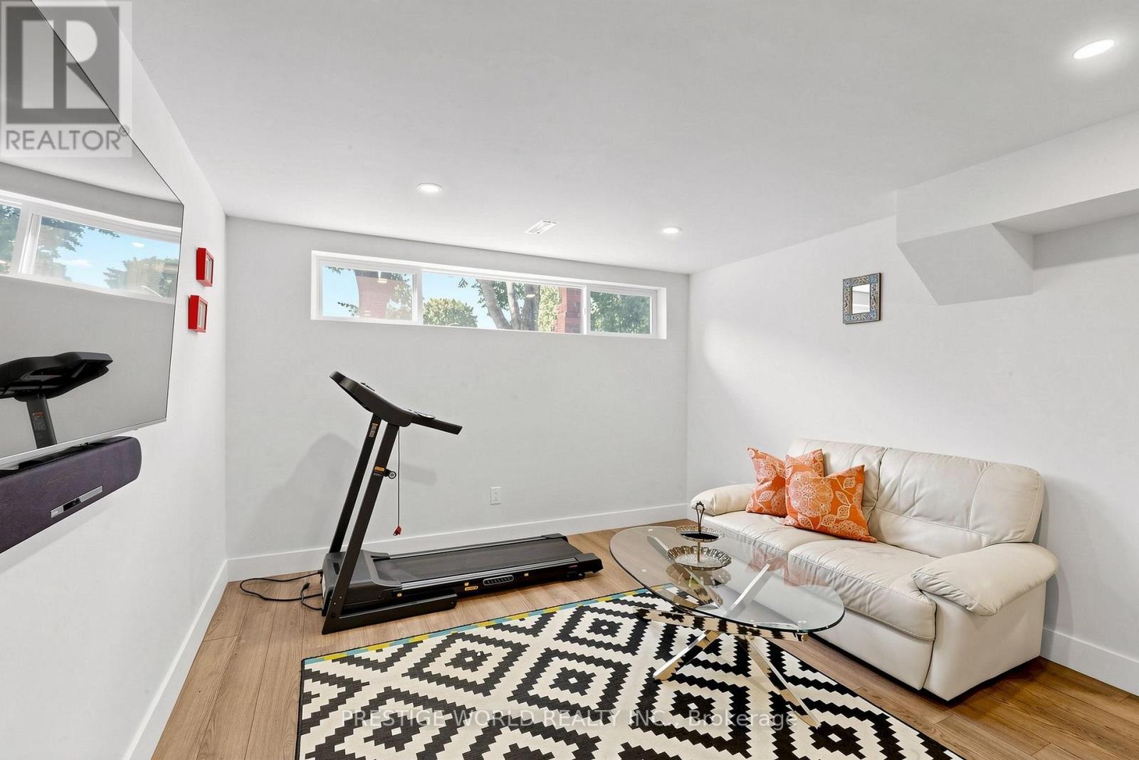 20 HESTER COURT - Image 33