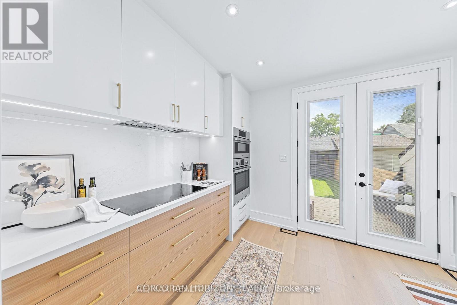 225 CHRISTIE STREET - Image 7