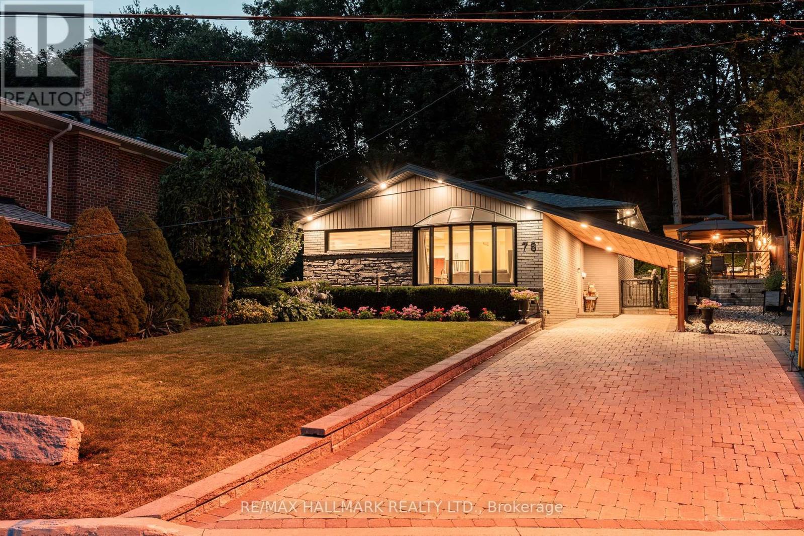 76 FELICITY DRIVE - 43