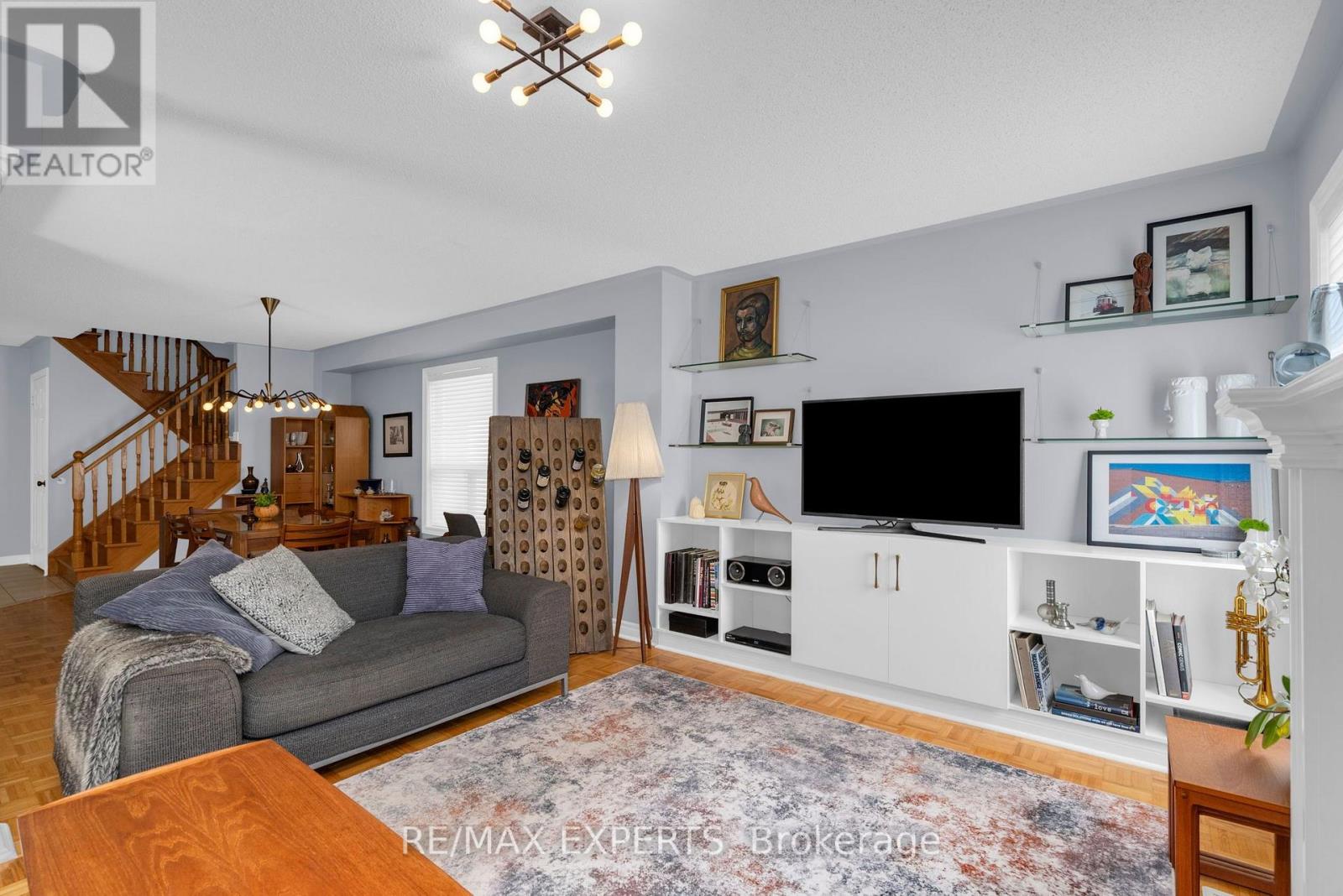 47 CASTELLI COURT - 14