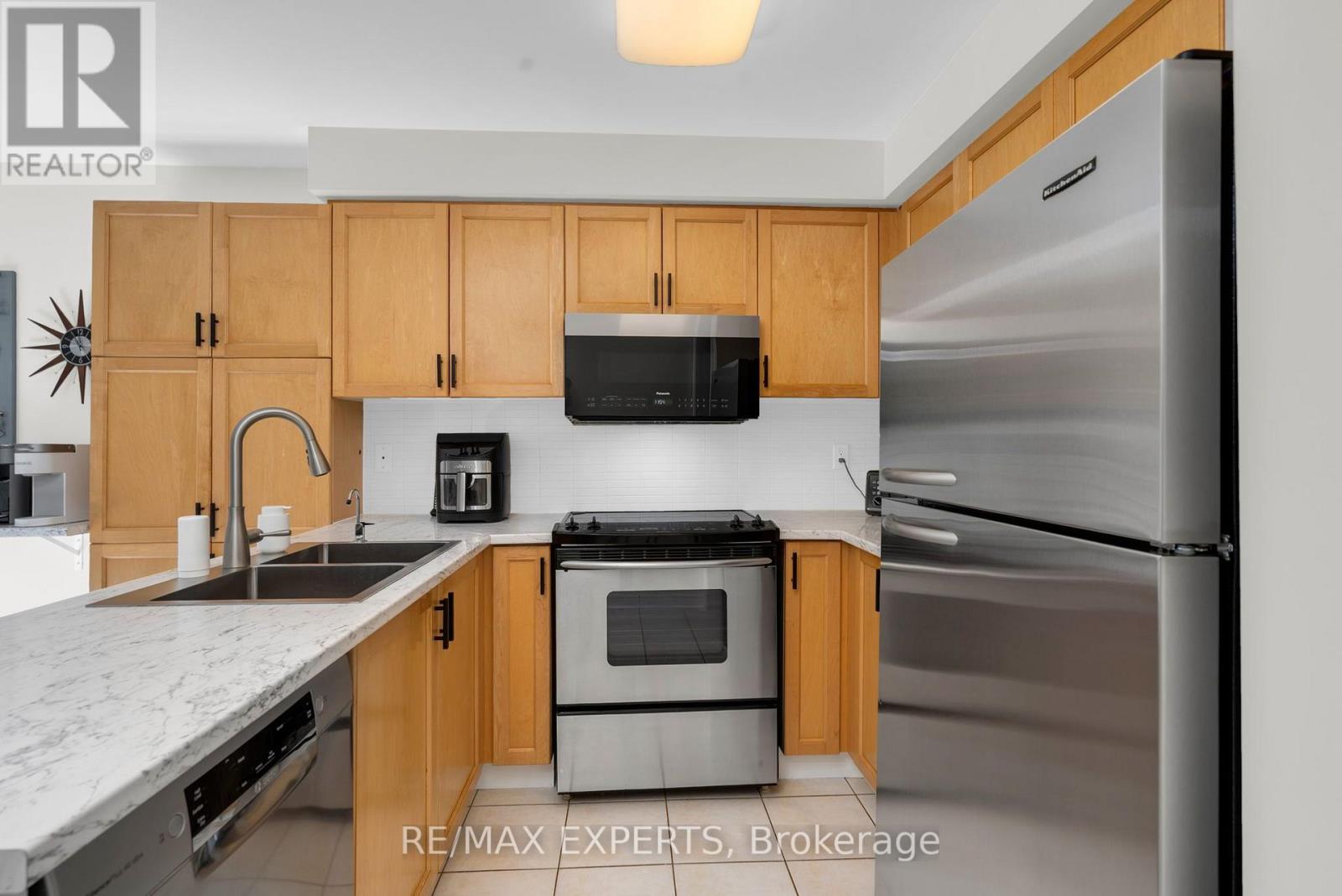47 CASTELLI COURT - Image 21