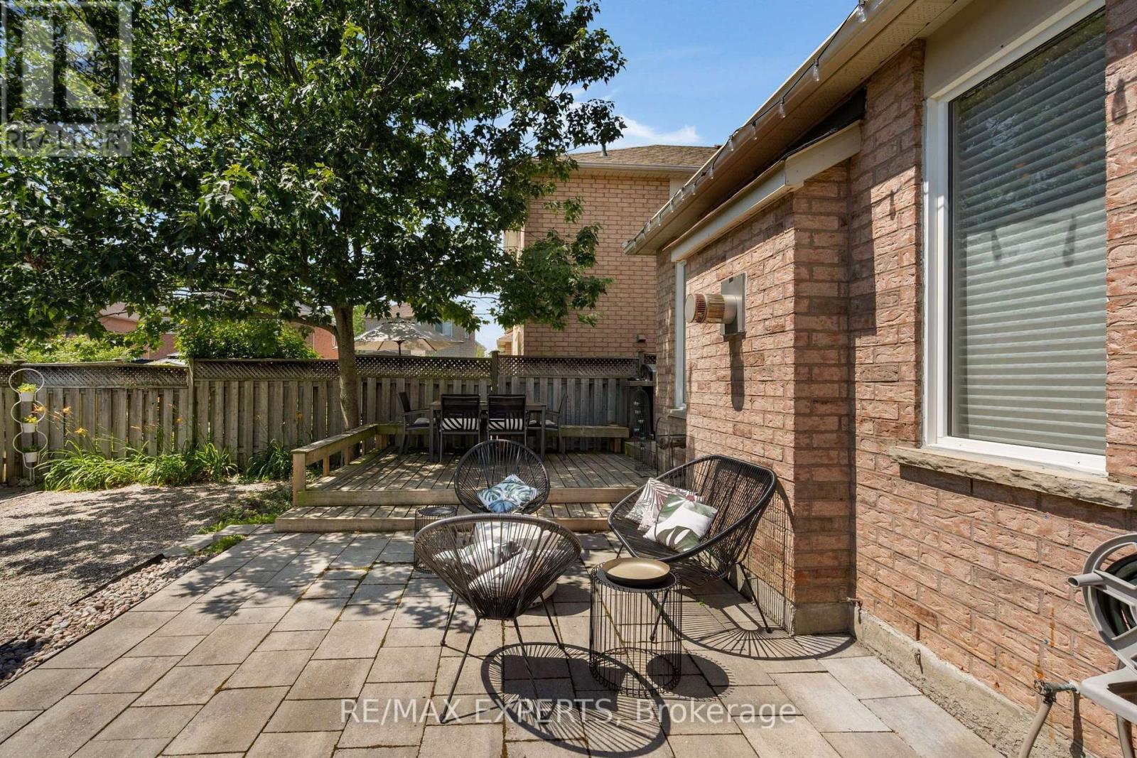 47 CASTELLI COURT - 39