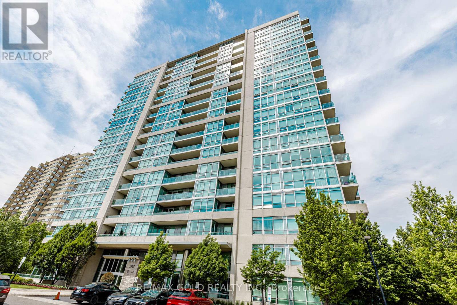 #313 1055 SOUTHDOWN ROAD - 3