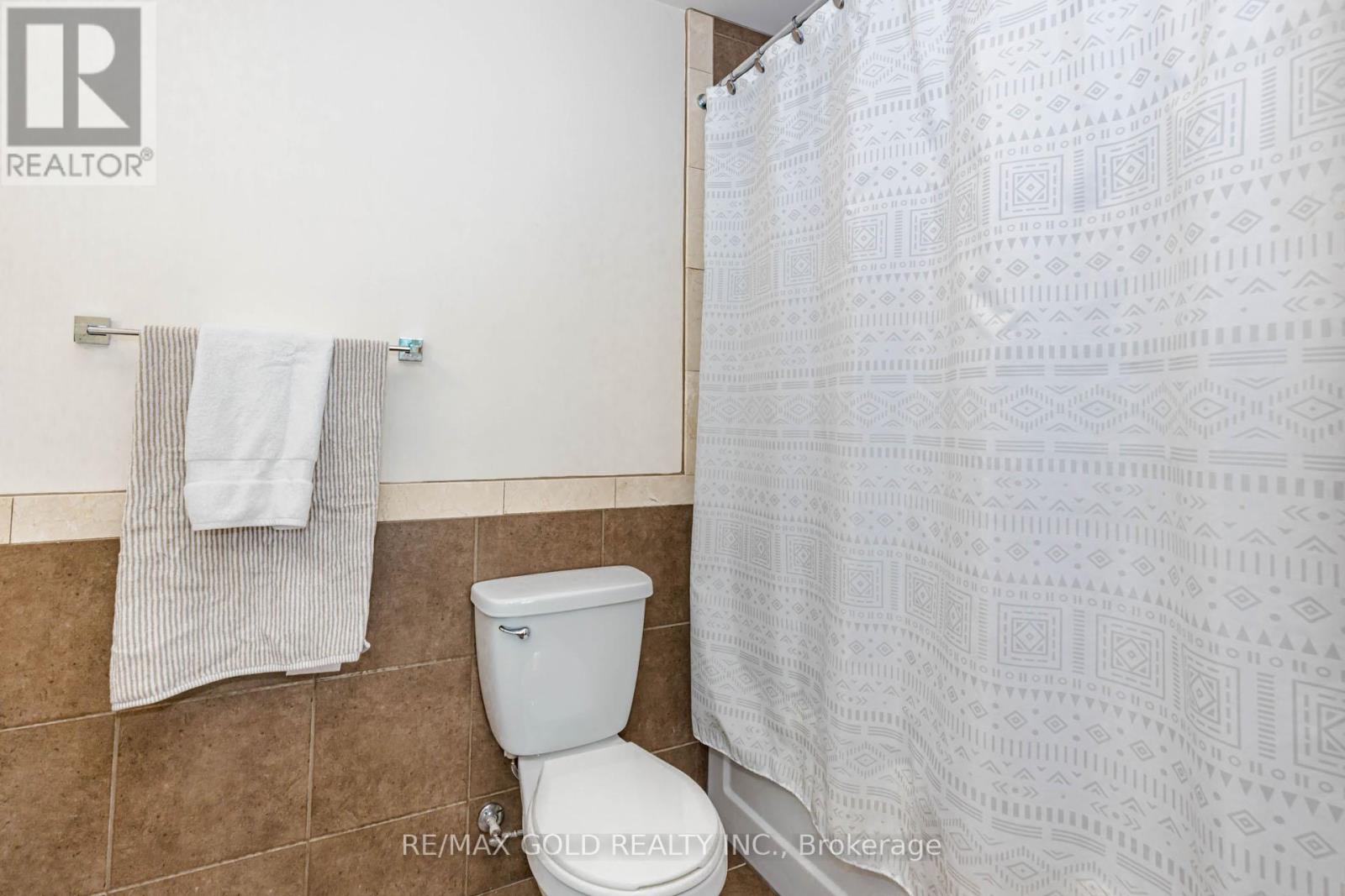 #313 1055 SOUTHDOWN ROAD - 31