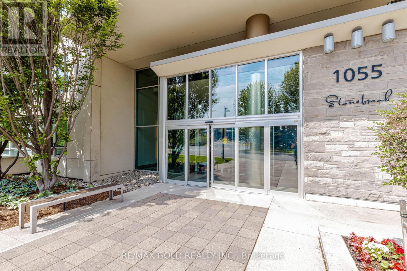 #313 1055 SOUTHDOWN ROAD - 5