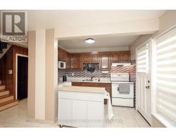 3074 Merritt Avenue, Mississauga, ON L4T1P2 Photo 9